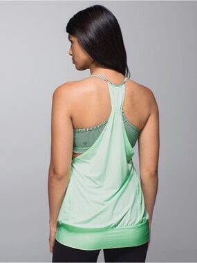 Lululemon No Limits Tank in 
Fresh Teal / Mini Hyper Stripe Fresh Teal